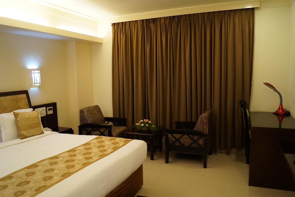 Hotel Budhil Park Visakhapatnam Kamer foto