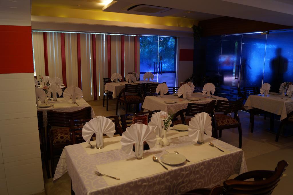 Hotel Budhil Park Visakhapatnam Buitenkant foto