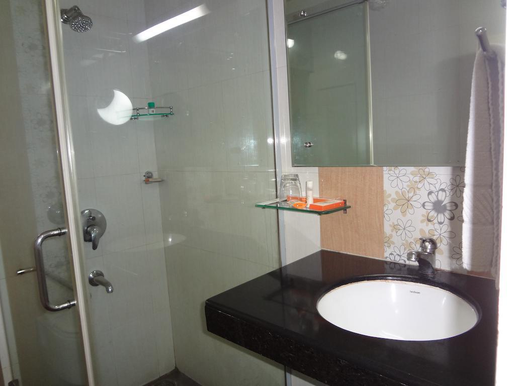 Hotel Budhil Park Visakhapatnam Buitenkant foto